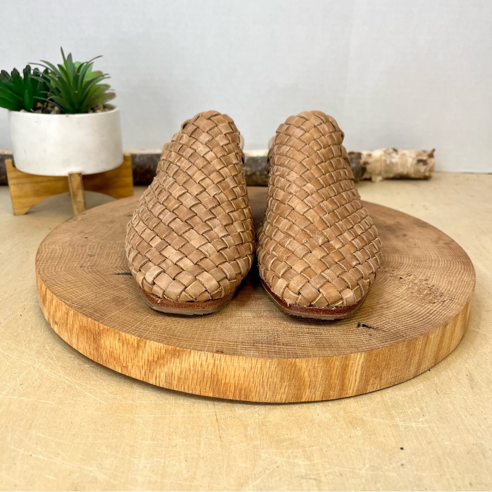 NWOB Nisolo All-Day Woven Heeled Mules Tan Leather Size 6.5 - Picture 8 of 15